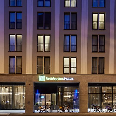 Holiday Inn Express - Berlin - Alexanderplatz, An Ihg Hotel Exterior photo