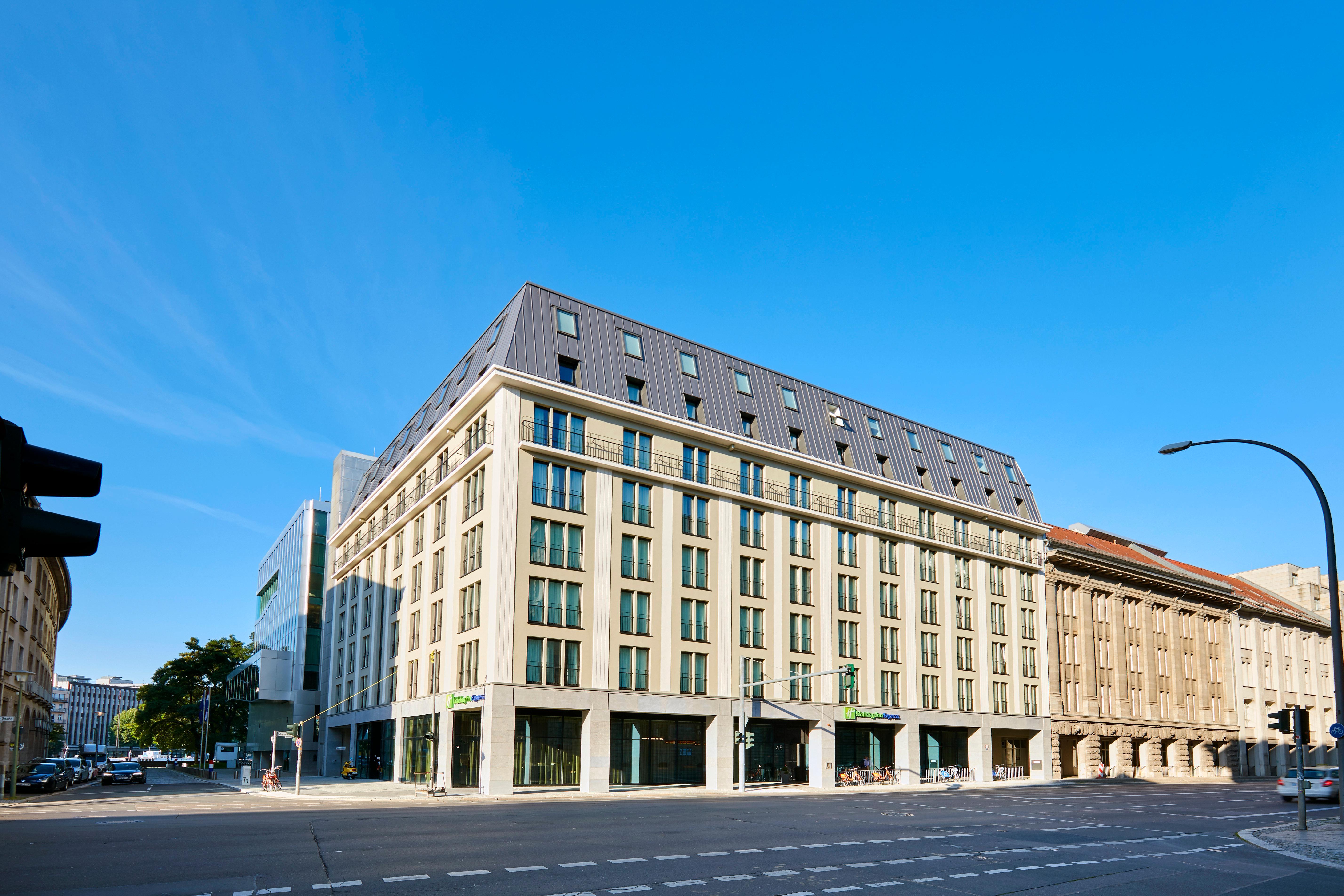 Holiday Inn Express - Berlin - Alexanderplatz, An Ihg Hotel Exterior photo